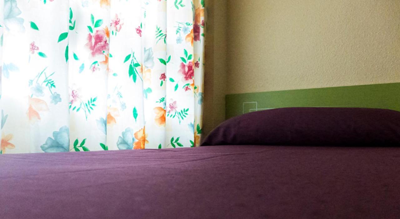 Hostal Rosa فيياخويوسا المظهر الخارجي الصورة
