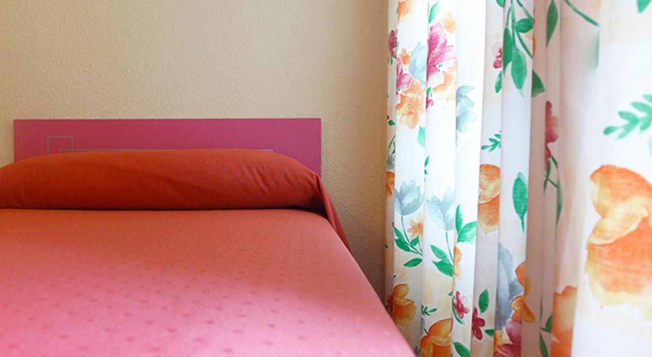 Hostal Rosa فيياخويوسا المظهر الخارجي الصورة